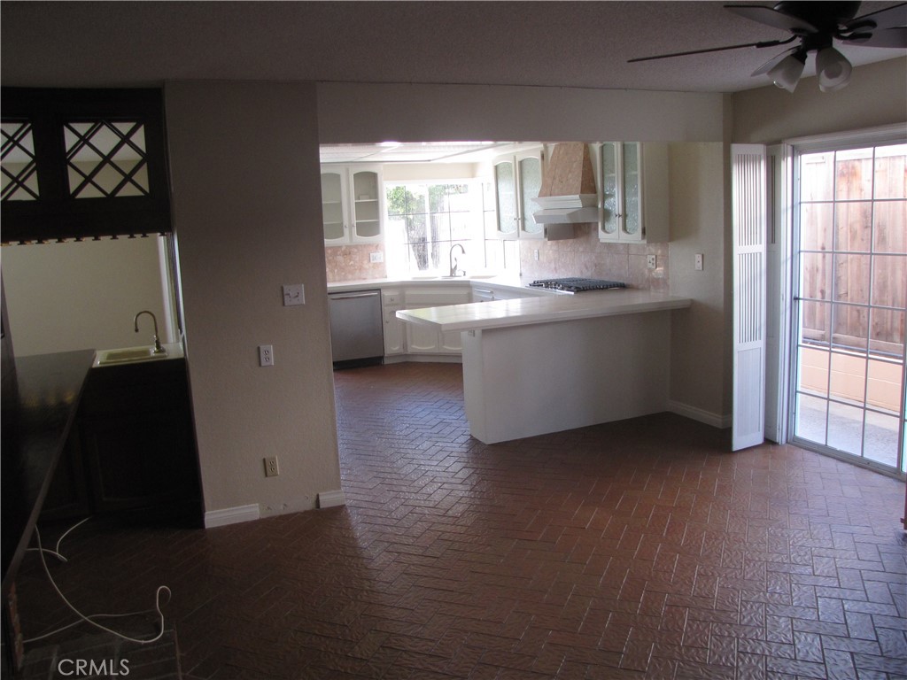 3009 Calle Frontera
