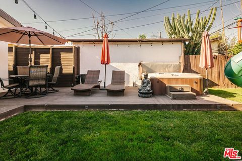 Tiny photo for 338 N Lima Street, Burbank, CA 91505 (MLS # 26661073)