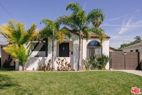 Tiny photo for 338 N Lima Street, Burbank, CA 91505 (MLS # 26661073)