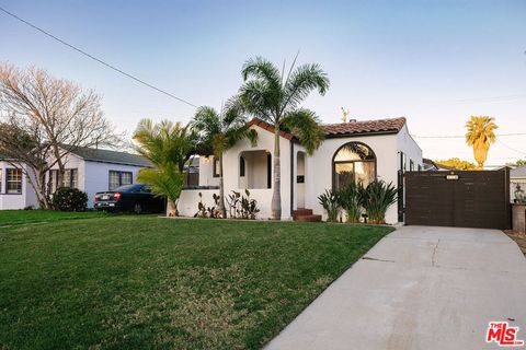 Tiny photo for 338 N Lima Street, Burbank, CA 91505 (MLS # 26661073)