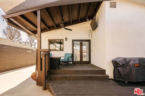 Tiny photo for 338 N Lima Street, Burbank, CA 91505 (MLS # 26661073)