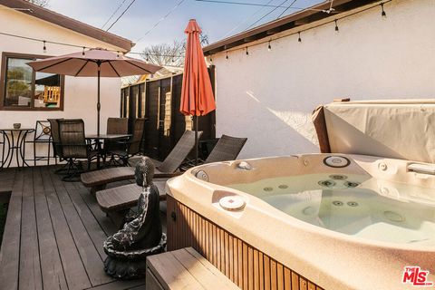 Tiny photo for 338 N Lima Street, Burbank, CA 91505 (MLS # 26661073)