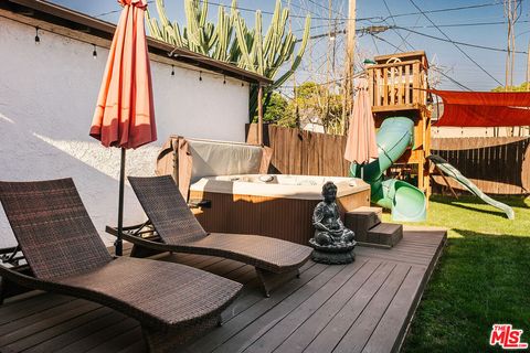 Tiny photo for 338 N Lima Street, Burbank, CA 91505 (MLS # 26661073)