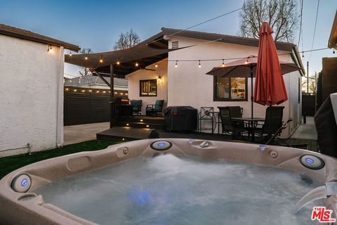 Tiny photo for 338 N Lima Street, Burbank, CA 91505 (MLS # 26661073)