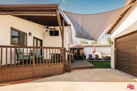 Tiny photo for 338 N Lima Street, Burbank, CA 91505 (MLS # 26661073)