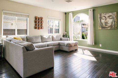 Tiny photo for 338 N Lima Street, Burbank, CA 91505 (MLS # 26661073)