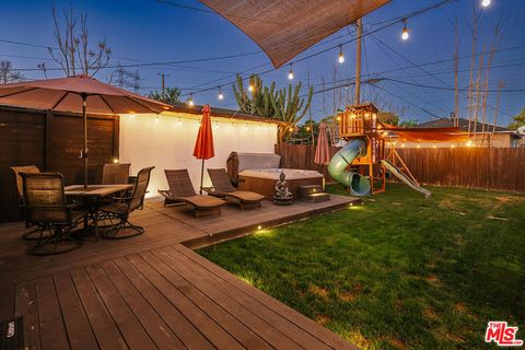 Tiny photo for 338 N Lima Street, Burbank, CA 91505 (MLS # 26661073)