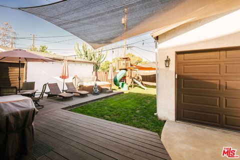 Tiny photo for 338 N Lima Street, Burbank, CA 91505 (MLS # 26661073)