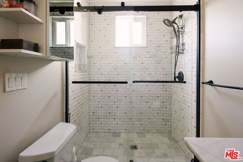 Tiny photo for 338 N Lima Street, Burbank, CA 91505 (MLS # 26661073)