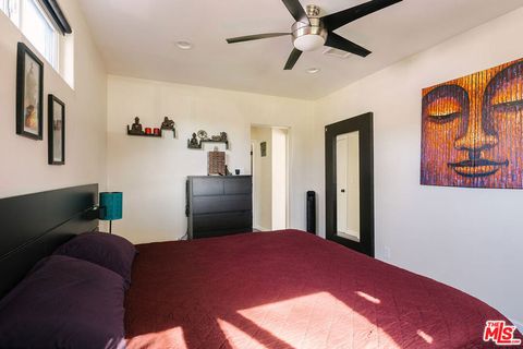 Tiny photo for 338 N Lima Street, Burbank, CA 91505 (MLS # 26661073)