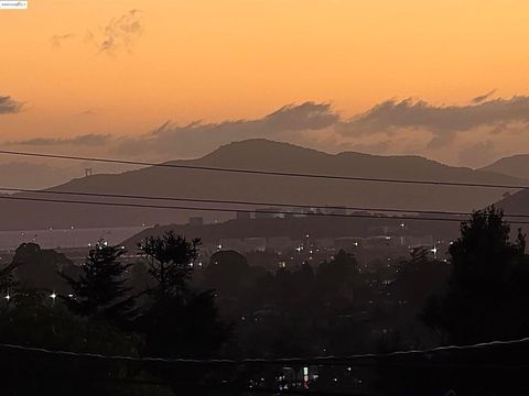 Photo of 5851 Arlington Blvd Blvd, Richmond, CA 94805 (MLS # 41117837)