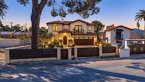 Photo of 228 W Loma Alta DR, Altadena, CA 91001 (MLS # SR26224204)