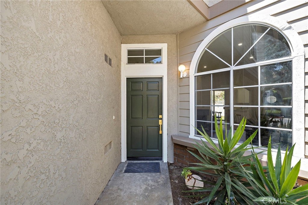 26226 Glendon Lane
