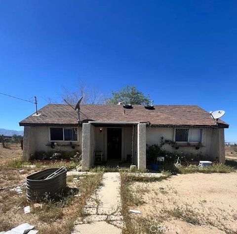 Photo of 19743 Pearblossom Hwy, Llano, CA 93544 (MLS # IV26068989)