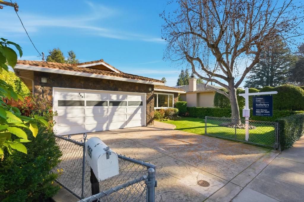 Photo of 255 E Oakwood Boulevard, Redwood City, CA 94061 (MLS # ML82031345)