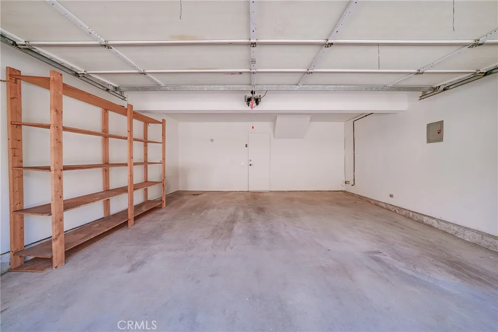 Rosemead, California 91770, United States, 2 Bedrooms Bedrooms, ,2 BathroomsBathrooms,Residential,Active,212378