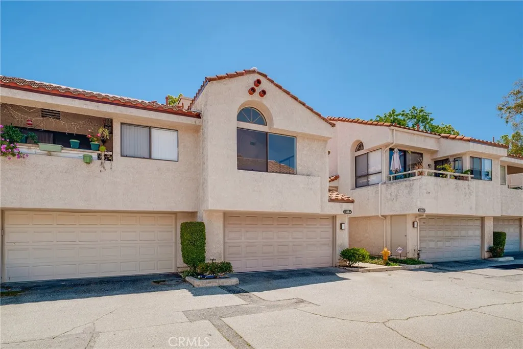 Rosemead, California 91770, United States, 2 Bedrooms Bedrooms, ,2 BathroomsBathrooms,Residential,Active,212378