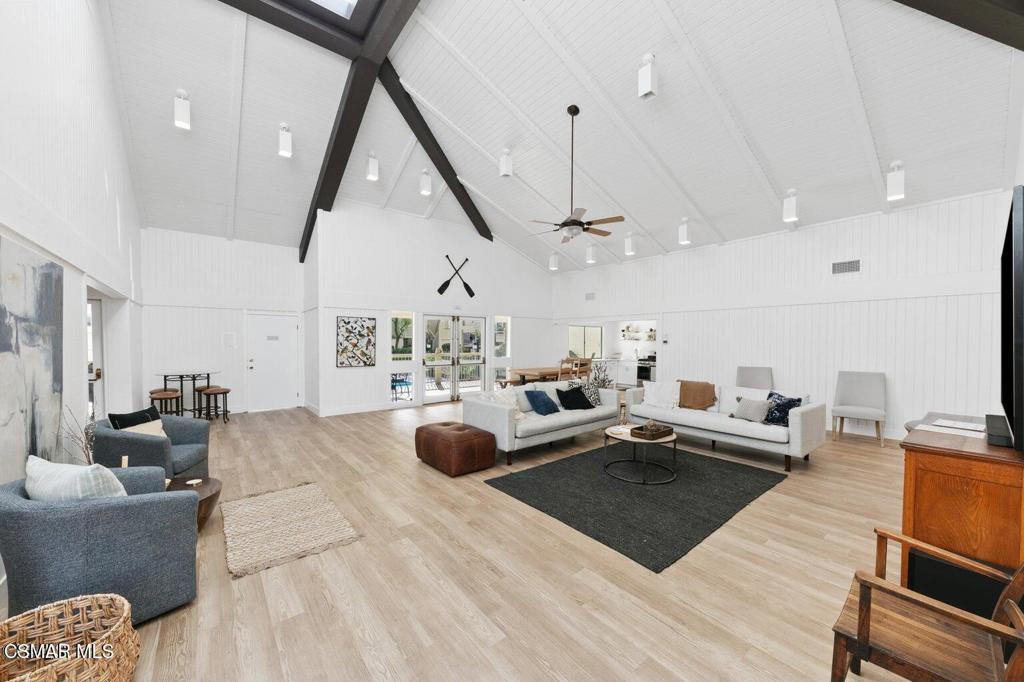 Westlake Bay-728 - 728 - Residential