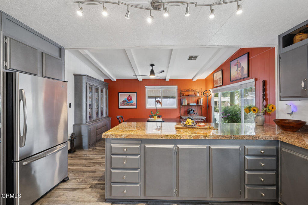 Patrician MHP - 0285 - Manufactured In Park