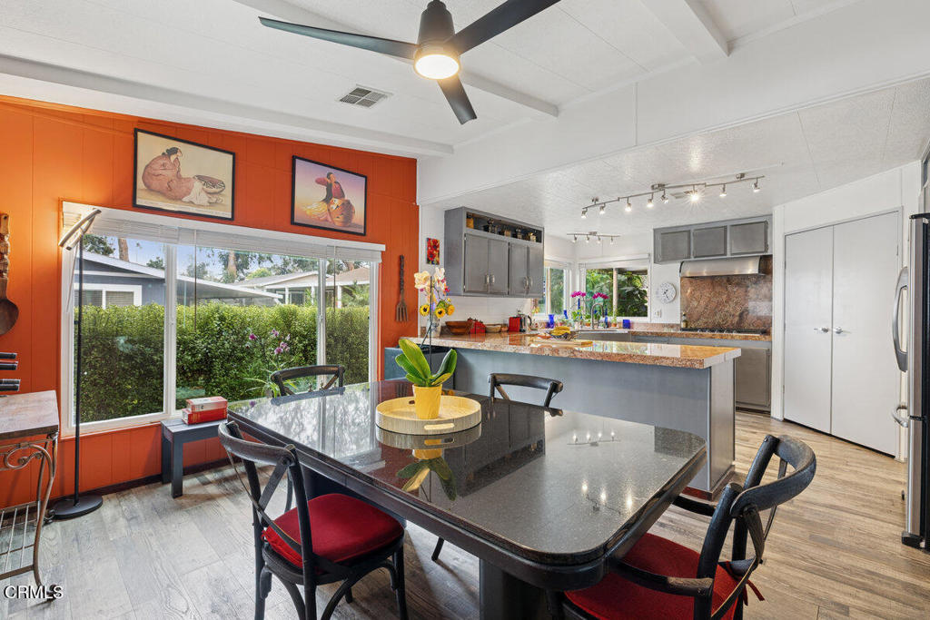 Patrician MHP - 0285 - Manufactured In Park