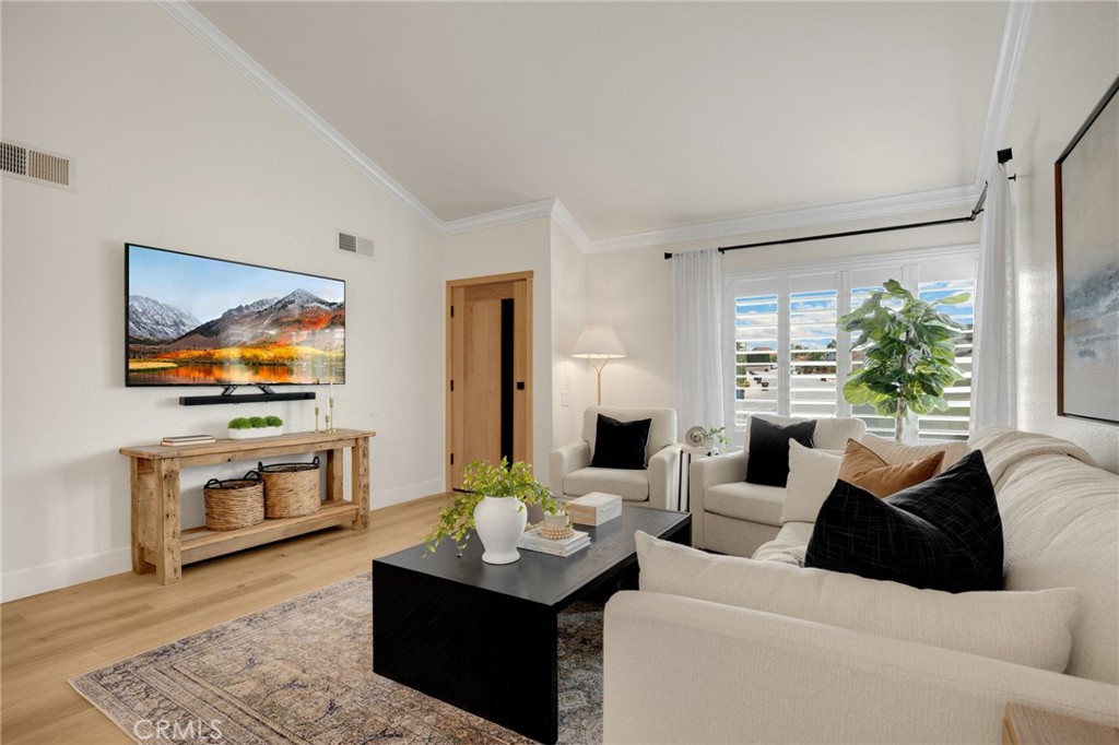 637 Silver Bridle Road