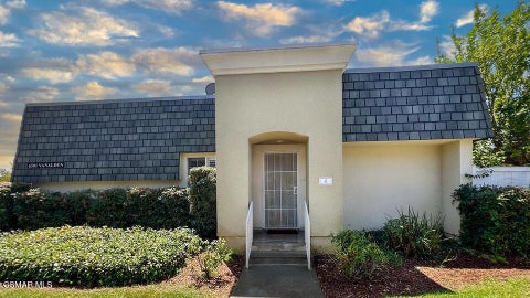 Photo of 6501 Vanalden Avenue #6, Reseda, CA 91335 (MLS # 226003876)
