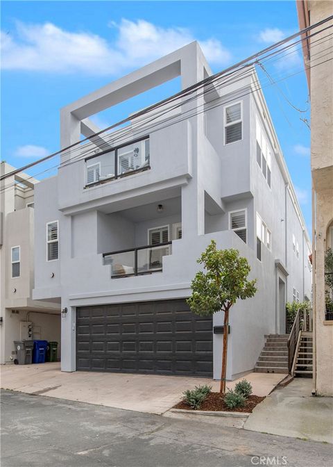 Photo of 448 23rd Place, Manhattan Beach, CA 90266 (MLS # SB26063819)