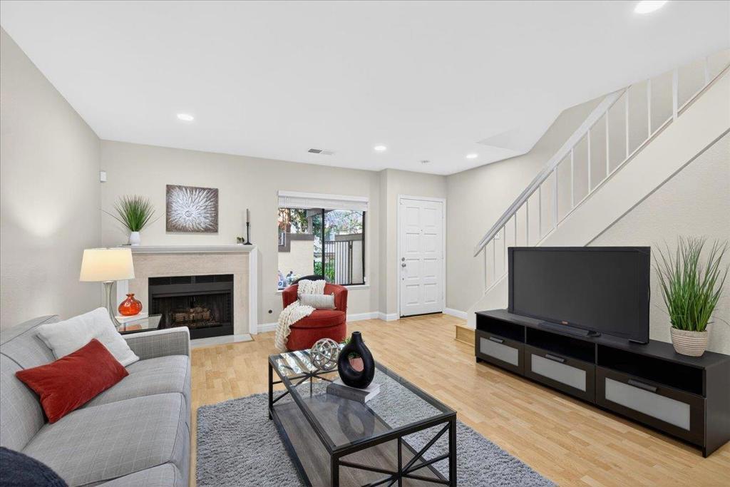 582 Pimlico Court