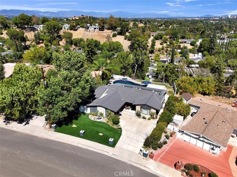 Tiny photo for 7014 Middlesbury Ridge CIR, West Hills, CA 91307 (MLS # SR26149659)