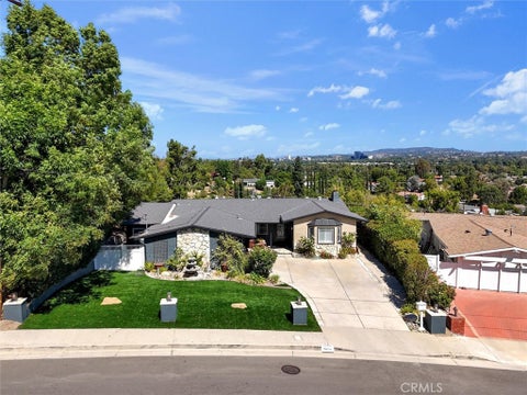 Tiny photo for 7014 Middlesbury Ridge CIR, West Hills, CA 91307 (MLS # SR26149659)
