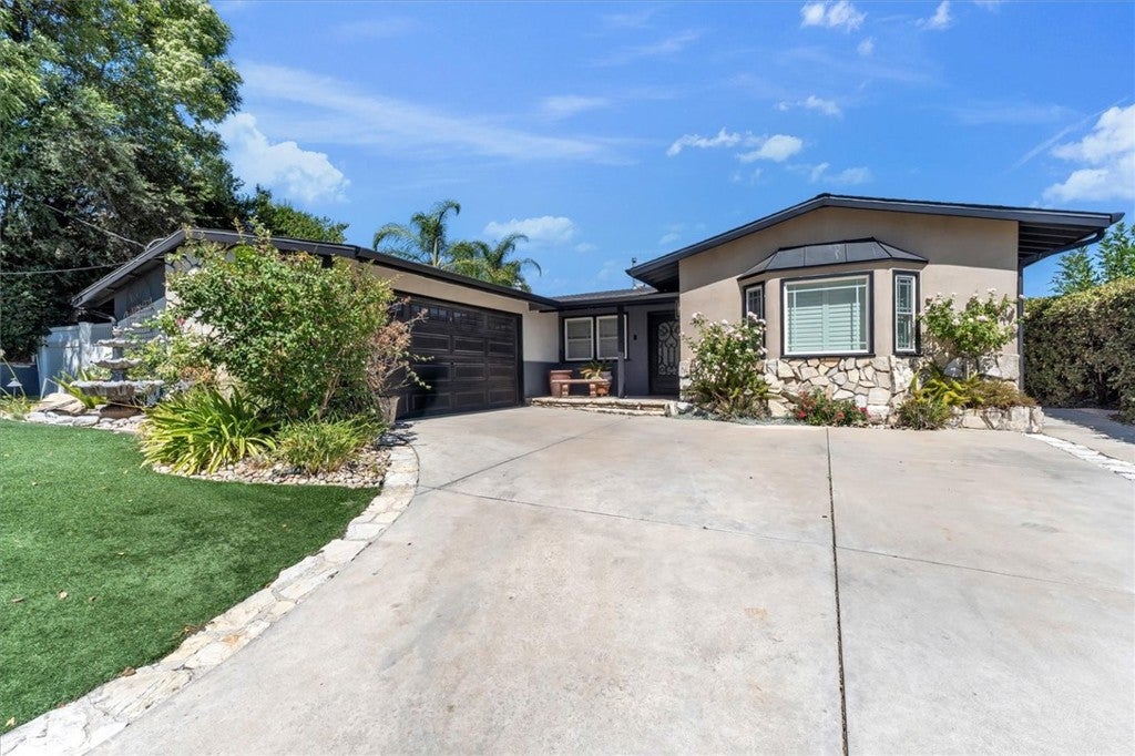 7014 Middlesbury Ridge
