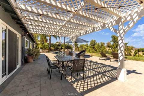 Tiny photo for 7014 Middlesbury Ridge CIR, West Hills, CA 91307 (MLS # SR26149659)