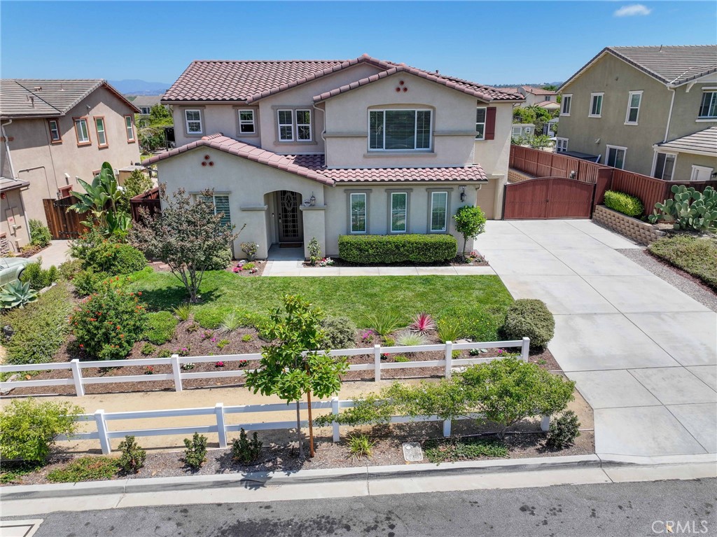 5572 Thoroughbred Street