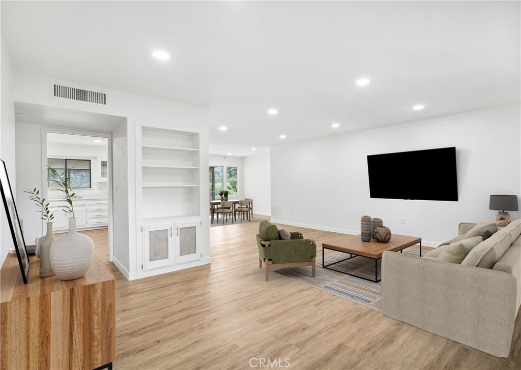 28890 Snead Drive