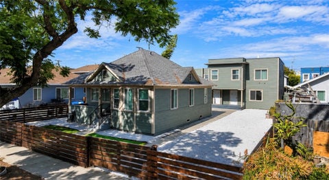 Photo of 2130 Elm AVE, Long Beach, CA 90806 (MLS # DW26151227)