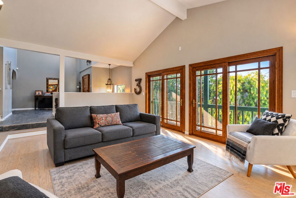 23620 Clover Trail
