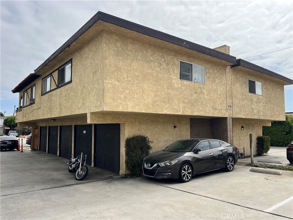 Properties 2 7911 7921 Macdonald
