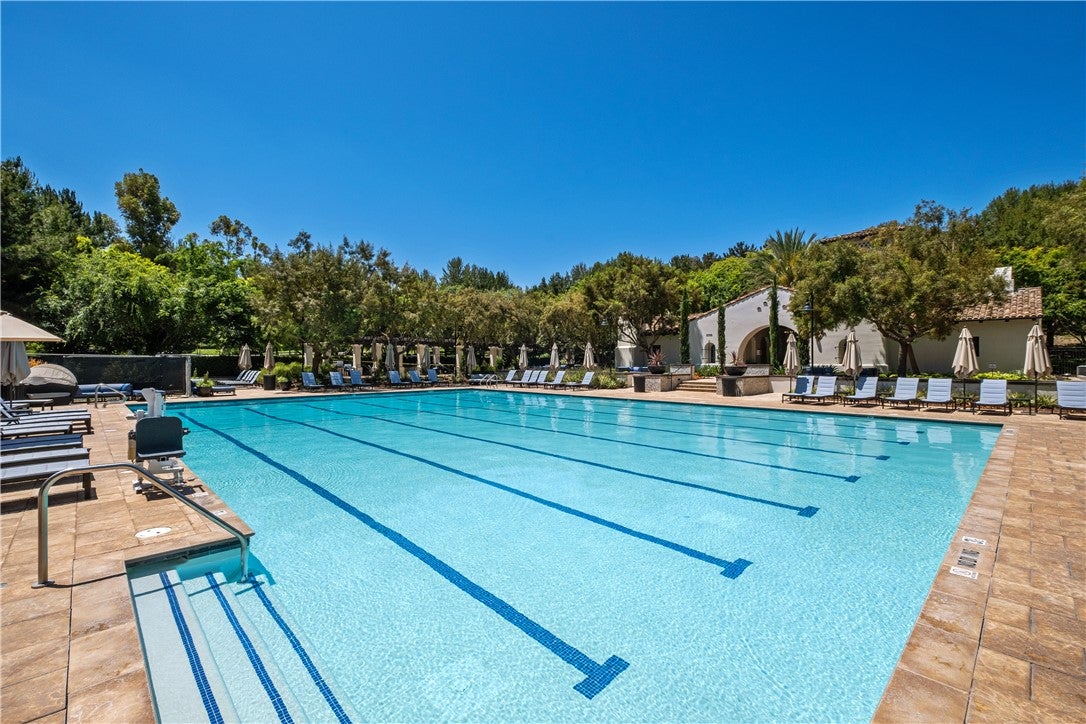 229 Dewdrop, Irvine CA 92603 - Photo 35