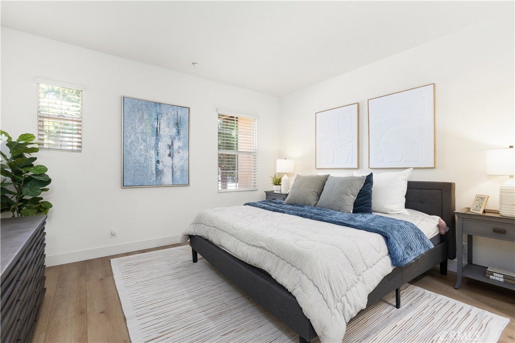 229 Dewdrop, Irvine CA 92603 - Photo 10