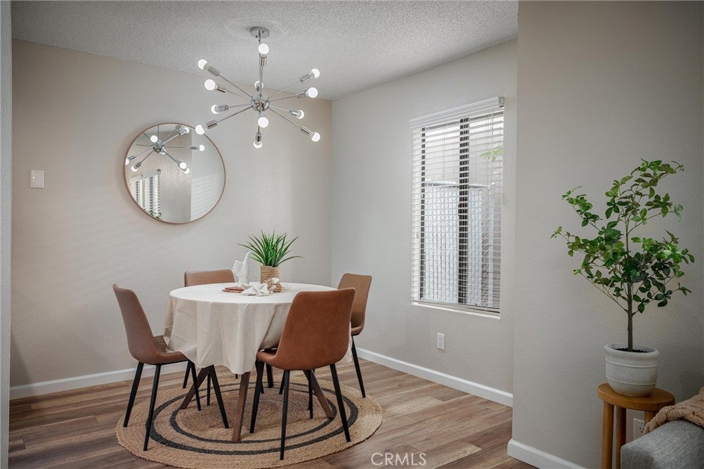 1744 Longbranch