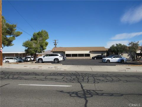 Photo of 309 E Mountain iew St, Barstow, CA 92311 (MLS # HD25220566)