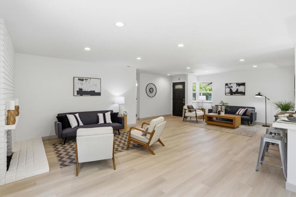 3927 Forestwood Drive