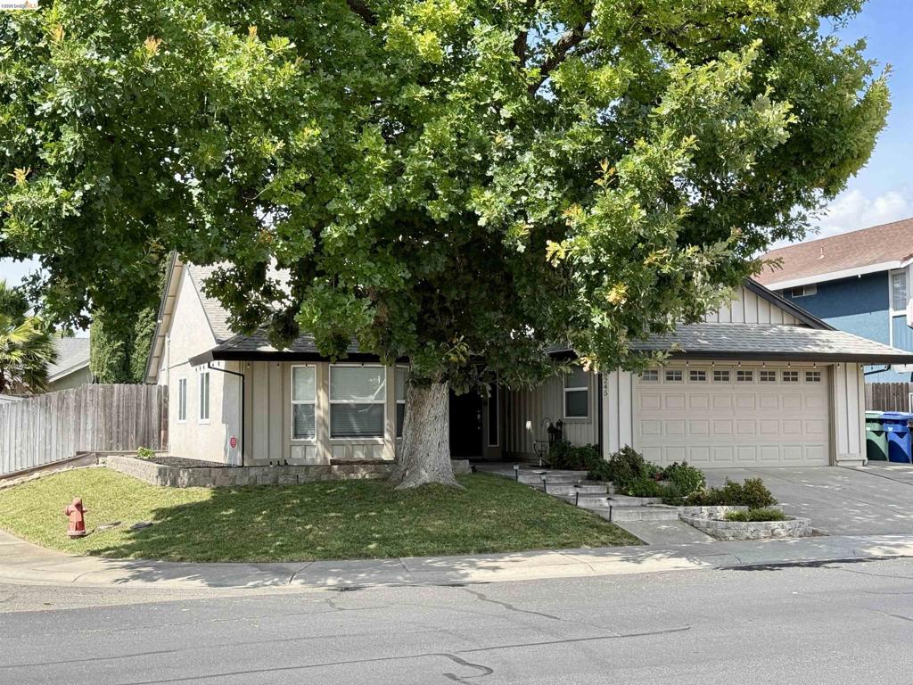 8245 Auberry Dr