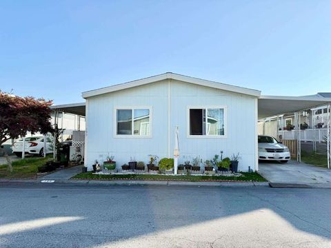 Photo of 1225 1225 Vienna Dr Dr, Sunnyvale, CA 94089 (MLS # 41123428)