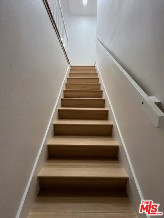 Pacific Palisades, California 90272, United States, 2 Bedrooms Bedrooms, ,2 BathroomsBathrooms,Residential,Active,257313