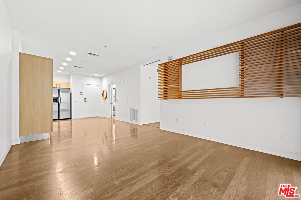 1234 Wilshire Boulevard 422