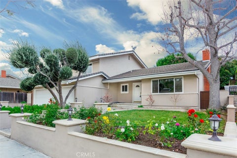 Photo of 3007 E Echo Hill WAY, Orange, CA 92867 (MLS # PW26222523)