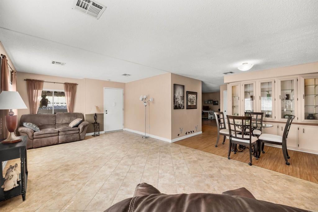 1751 W Citracado Parkway 327