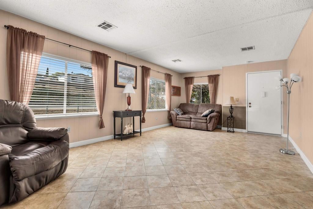 1751 W Citracado Parkway 327
