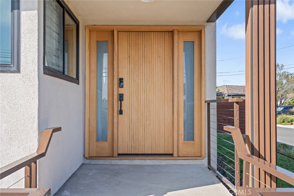 2704 Vista Mesa Drive